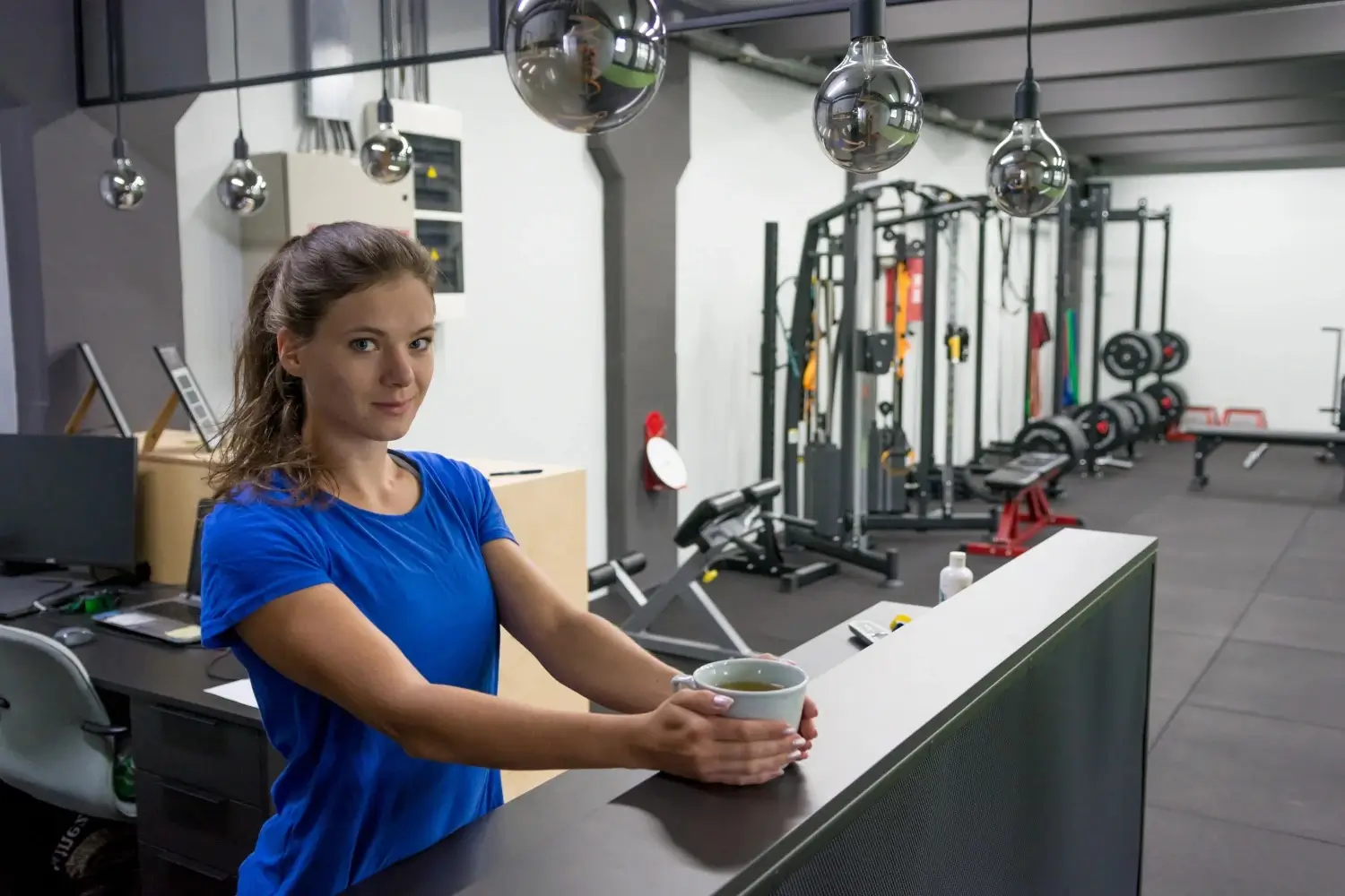 Exercícios que podem ser realizados com um kit de musculação caseiro Exercícios que podem ser realizados com um kit de musculação caseiro
