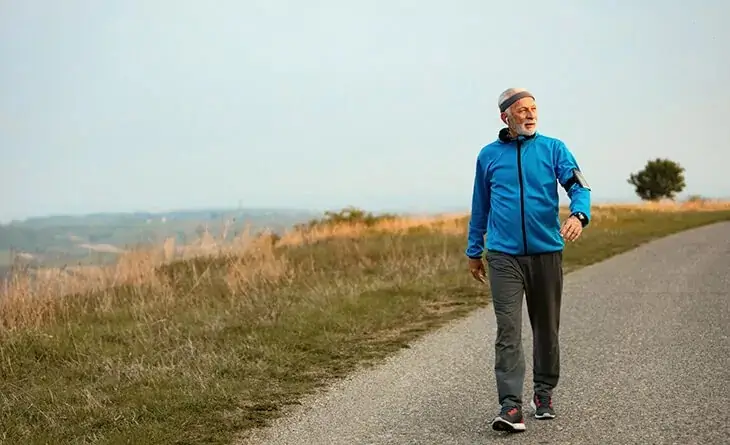 Alternativas para quem não tem acesso a trilhas naturais: caminhada cifra urbana e esteira cifra Alternativas para quem não tem acesso a trilhas naturais: caminhada cifra urbana e esteira cifra