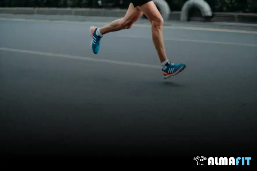 Como incluir a caminhada de 10km na rotina diária e criar um hábito saudável Como incluir a caminhada de 10km na rotina diária e criar um hábito saudável