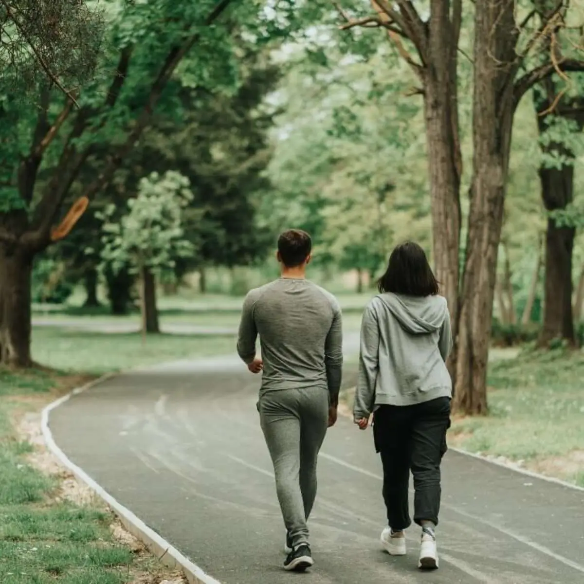 Diferenças entre caminhada rápida e caminhada comum: explicando as principais diferenças entre essas duas atividades e como a caminhada rápida pode ser mais eficaz. Diferenças entre caminhada rápida e caminhada comum: explicando as principais diferenças entre essas duas atividades e como a caminhada rápida pode ser mais eficaz.