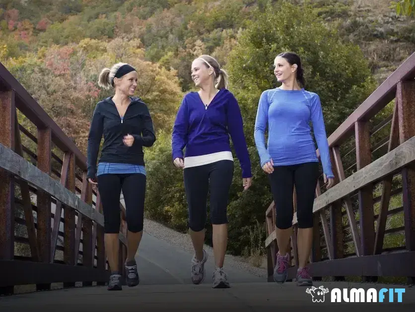 Os impactos positivos da caminhada no fortalecimento da musculatura das costas Os impactos positivos da caminhada no fortalecimento da musculatura das costas