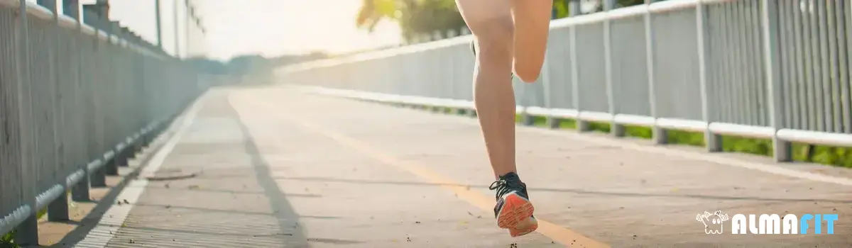 Os surpreendentes benefícios da caminhada moderada para sua saúde Os surpreendentes benefícios da caminhada moderada para sua saúde