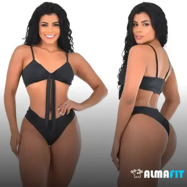 O biquíni feminino com calcinha Bom Bom e bojo removível oferece um design elegante e confortável, com um top de alta sustentação e uma calcinha borboleta que garantem estilo e segurança para seus dias ensolarados.