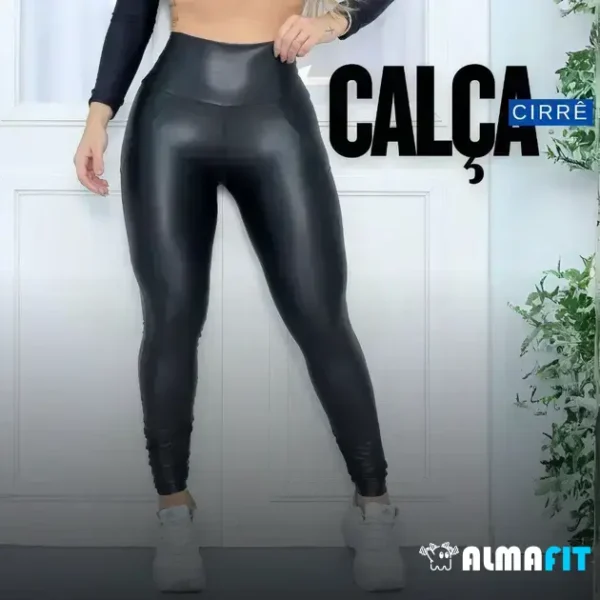 A "Calça Montaria Empina Bumbum Feminina Cirrê Legging Academia Fitness" oferece uma combinação perfeita de estilo, confort e funcionalidade, com tecido suplex flanelado, cintura alta, e design modelador que naturalmente realça as curvas, sem ser transparente.