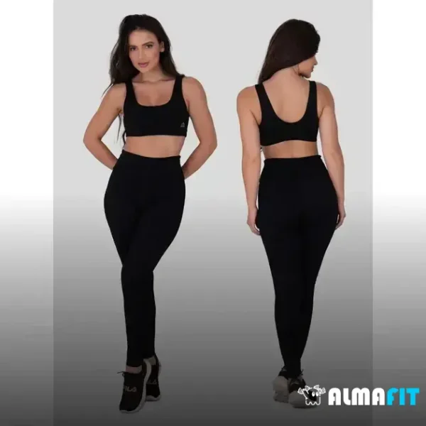 O "Conjunto Fitness Feminino Poliamida Cintura Alta Basic Lux" é um conjunto esportivo confeccionado em poliamida de alta qualidade, oferecendo alta compressão, elasticidade e durabilidade, com um design moderno que inclui uma calça de cintura alta e um top com forro interno, garantindo confort, estilo e desempenho durante suas atividades físicas.